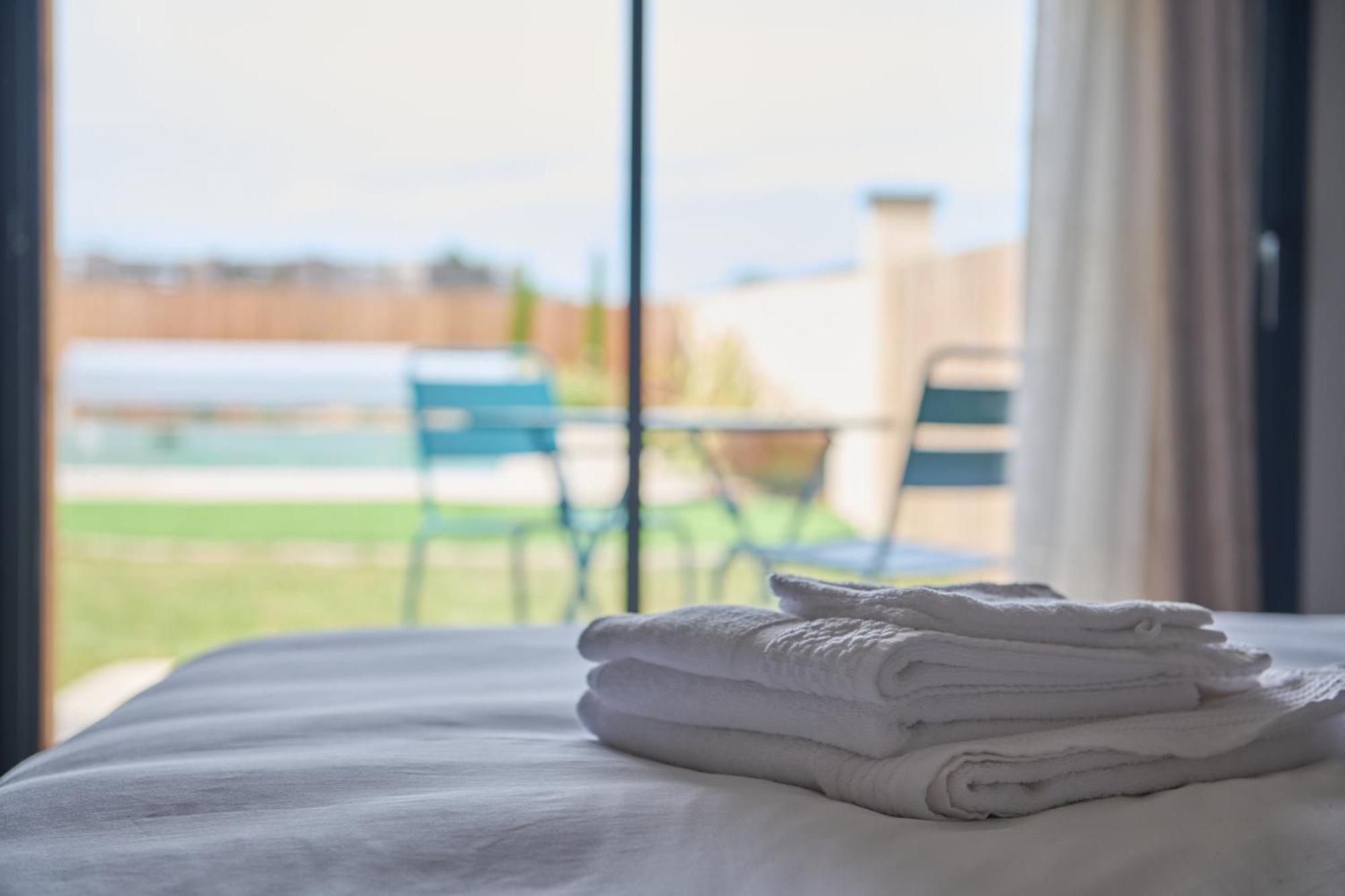 Le Repaire Lagardere Bed & Breakfast Lussac  Dış mekan fotoğraf