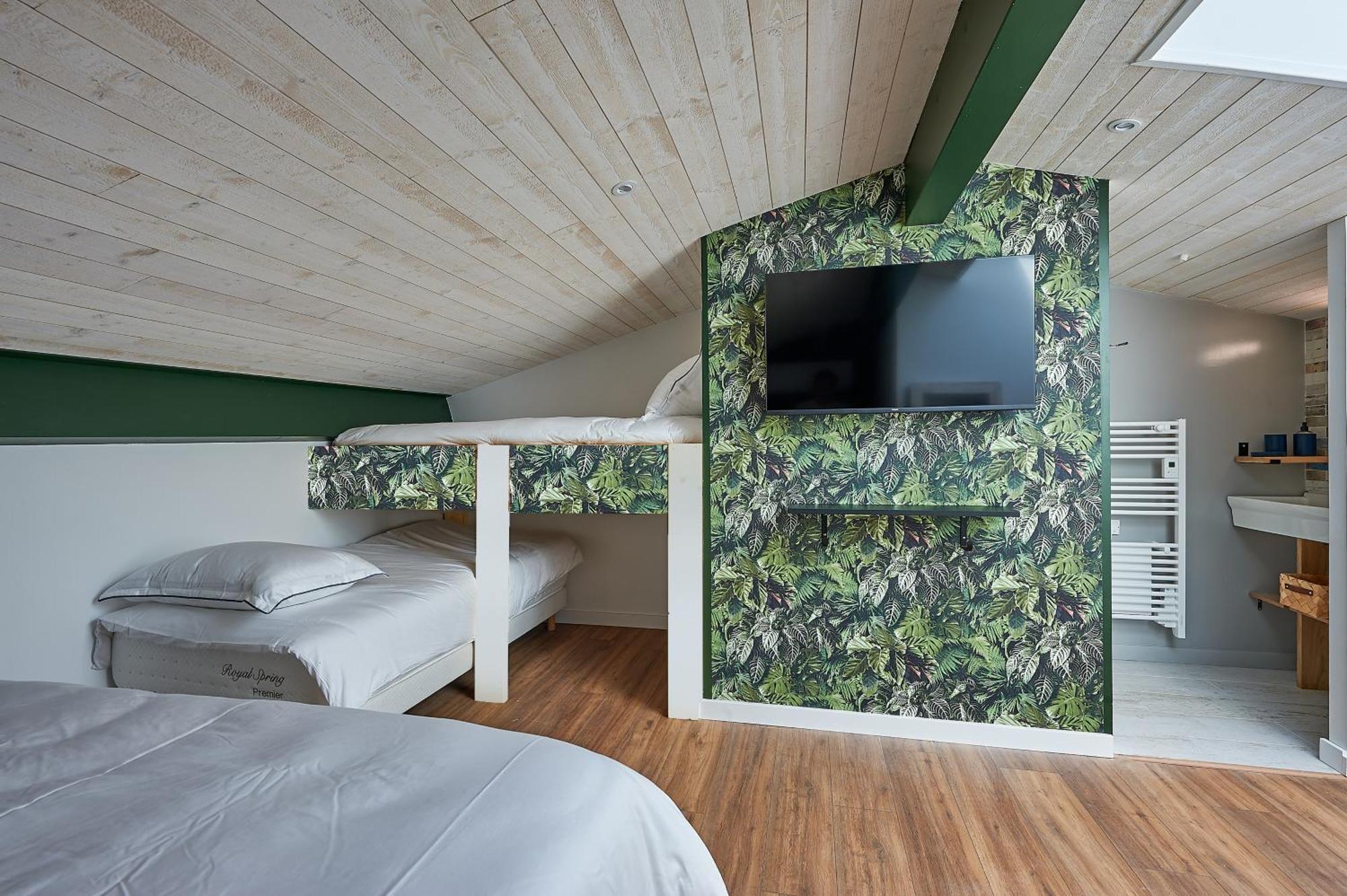 Le Repaire Lagardere Bed & Breakfast Lussac  Dış mekan fotoğraf